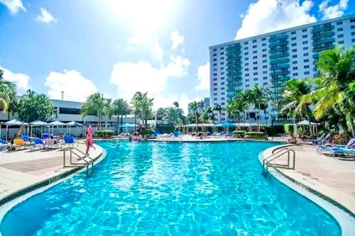 1 BEDROOM 1 BATHROOM apartment with Amenities and MUSIC
