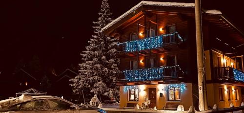 Villa Americana Chambres d'Hotes - Accommodation - Champoluc