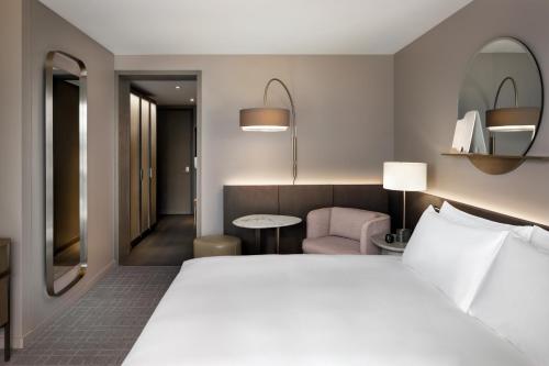 330793075 Fairmont Century Plaza Los Angeles
