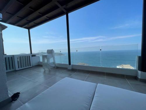 Balcony/terrace, Bello Departamento Veleros frente al mar in Brisas del Marques