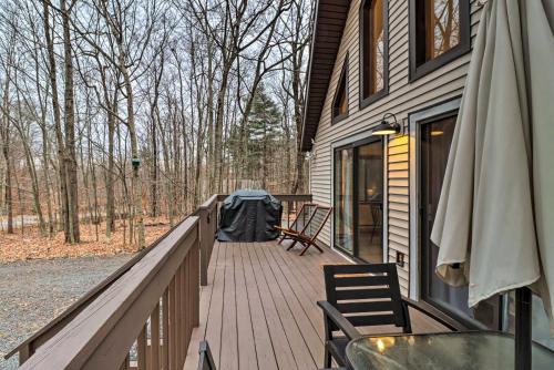 Arrowhead Lake Chalet with Grill and Fire Pit! - image 3