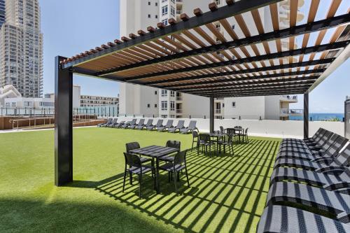 Ocean Views in Surfers Paradise