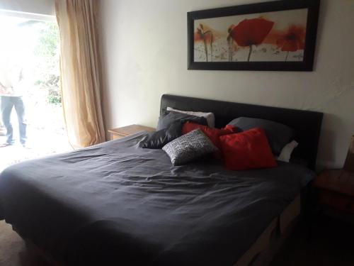 Purple Heart trading Guesthouse