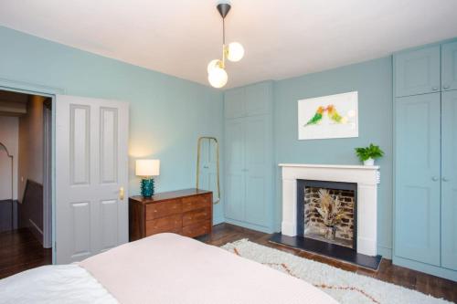 Beautiful 4 Bedroom House in North East London