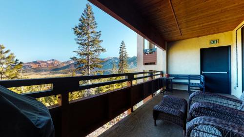 Bridges #209 Condo in Mammoth Hegy