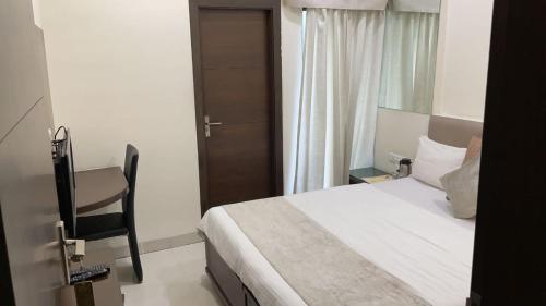 The Eden – Indore, OH