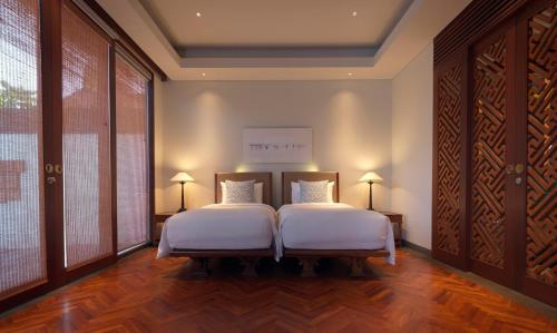 2 bedrooms, 3 beds