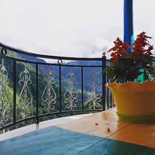 Home stay snow pine Tosh
