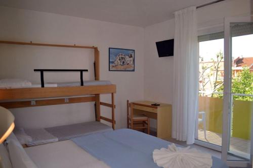 HOTEL TRE ROSE Riccione Italy