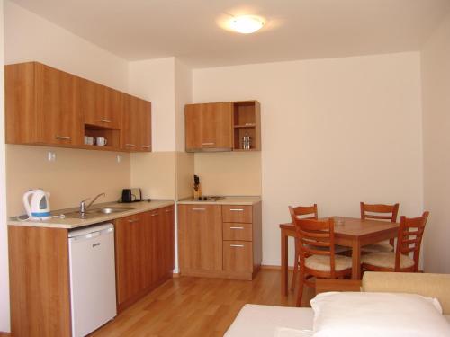 Kasandra Aparthotel - image 4