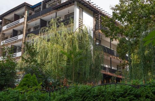 Зовнішній вигляд готелю, The Green Paradise Apartments in Пріморско