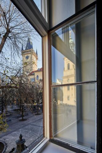 Contemporary Apartment on Old Town Square by Prague Days