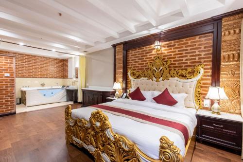 Heritage Suite Room