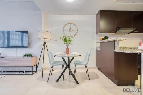 Radiant Studio at Sky Gardens DIFC by Deluxe Holiday Homes, Dubaj (fotografie 3)