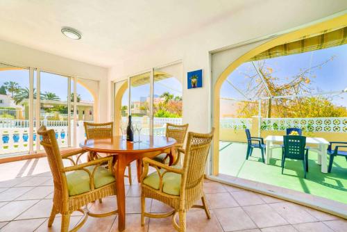 Facilities, Villa Alaska - PlusHolidays in Calpe