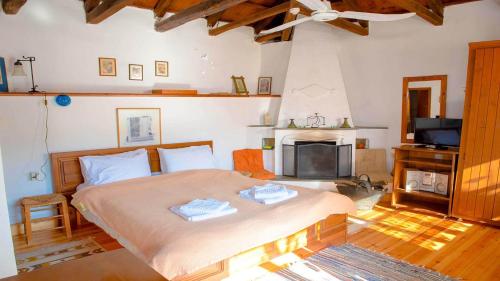 Chrissi Nefeli - image 10