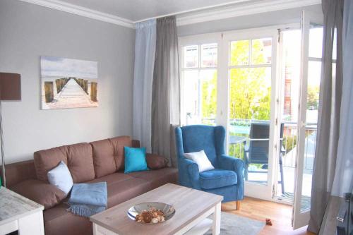 One-Bedroom Apartment with Balcony