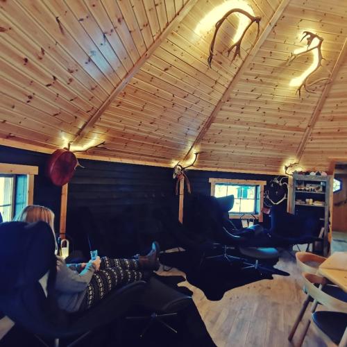 Bar/Lounge, Arctic Land Adventure Glass Igloos in Enontekio