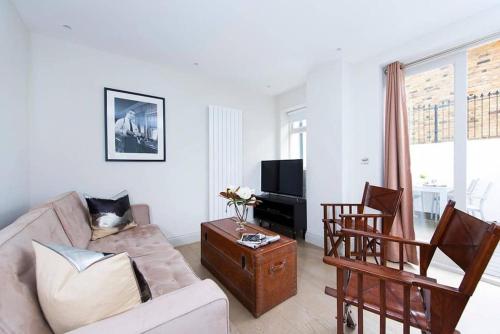 Beautiful 2BR flat with free parking in West London, Londýn (fotografie 4)