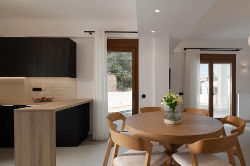 Facilities, De Light Boutique Villas I II & III - close to Rethymno, by ThinkVilla in Nikiforos Fokas