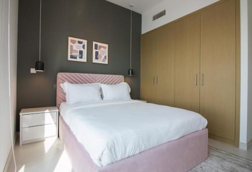 Full Burj Khalifa View, Stunning Location! Creekside 28