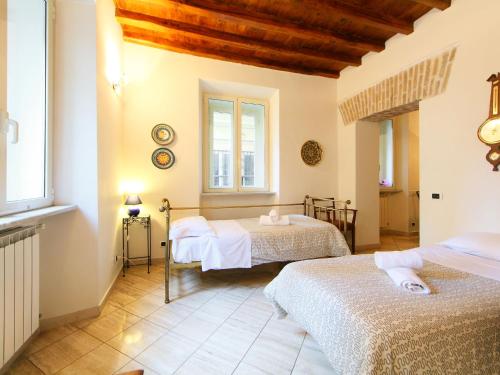 Apartment Vittorio Emanuele-1 by Interhome, Рим (фото 8)