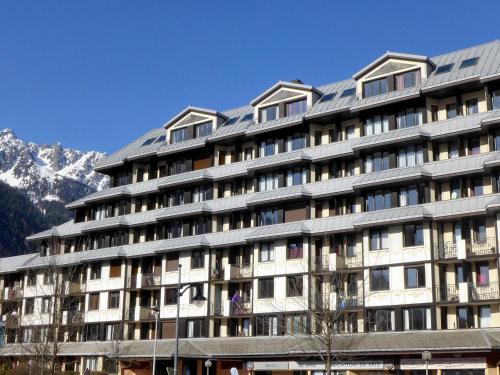 Apartment Le Chamois Blanc-3 by Interhome