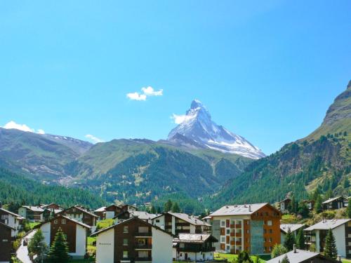 Apartment Pyrith by Interhome Zermatt