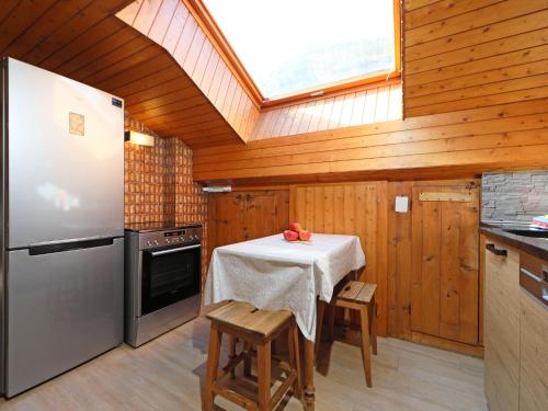 Apartment Lauberhaus by Interhome, Zermatt (photo 9)