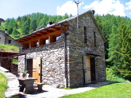 Holiday Home Rustico Dara Cotta by Interhome in Alpe di Scieru, Schweiz