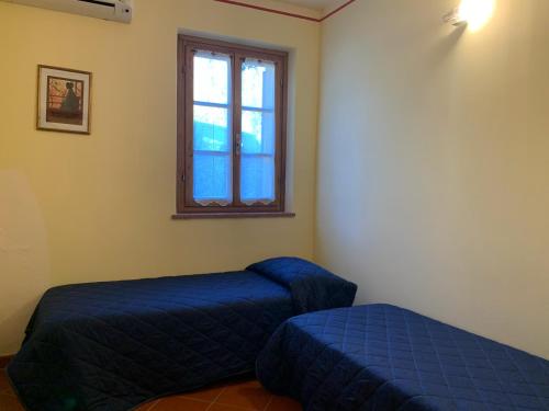 Apartment with 2 bedrooms in Mencarini with shared pool furnished garden and WiFi 40 km from the beach - image 9