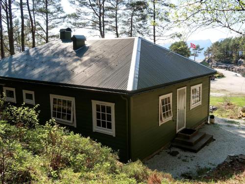 Holiday Home Solsvika - FJS125 by Interhome - Leirvik