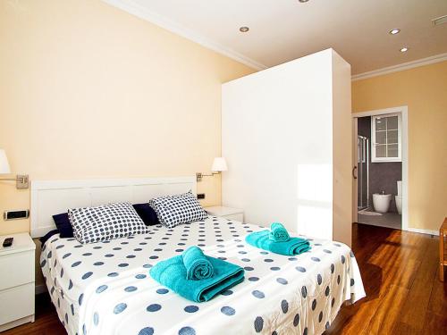 Apartment Eixample Esquerre Gran Via Balmes by Interhome 4