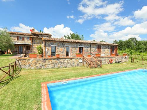  Holiday Home Val d´Orcia by Interhome, Pension in Radicofani