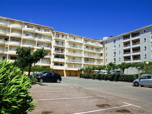 Apartment Residence Les Jardins d'Eden by Interhome near Restaurant pizzeria l'escale