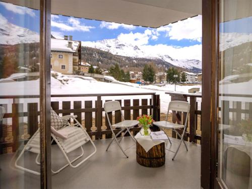 Apartment Chesa Linaria by Interhome in Silvaplana