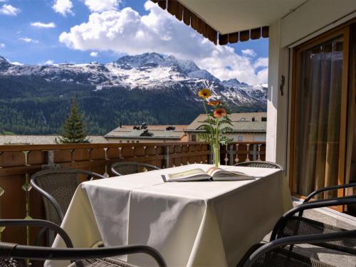 Apartment Chesa Dal Luf B5 by Interhome in Silvaplana