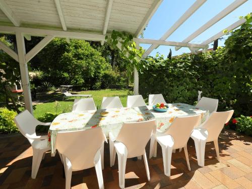 Holiday Home Mandorle by Interhome in Balatonboglár