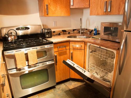 Apartment Douglas-2 - image 10