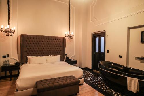 1 queen bed