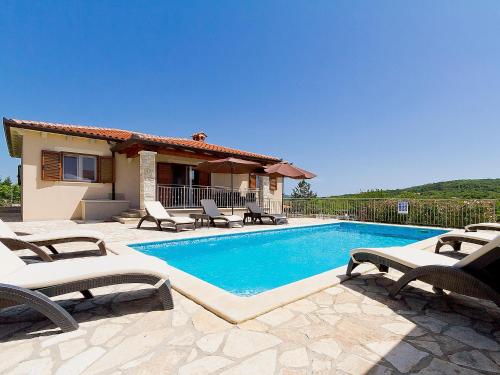  Villa Lucija by Interhome, Pension in Raša