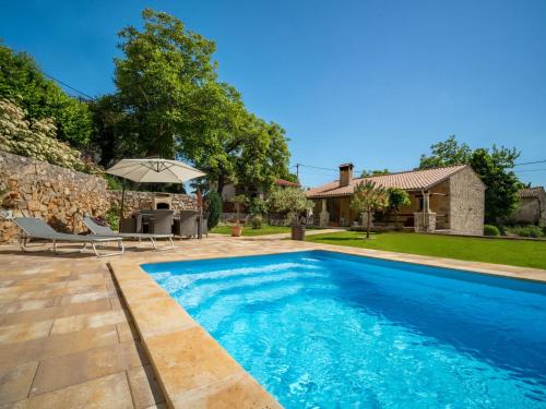 Holiday Home Casa Apriano in 51414 Veprinac