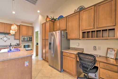 Lavish Pebblecreek Home with Pool and Resort Access - image 11