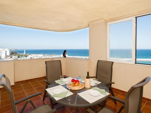 Apartment Puerto Paraíso by Interhome - Estepona