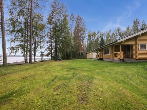 . Holiday Home Uitonniemi- rummukkala by Interhome