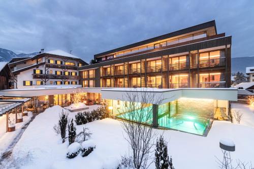 Hotel Restaurant Langgenhof in Bruneck