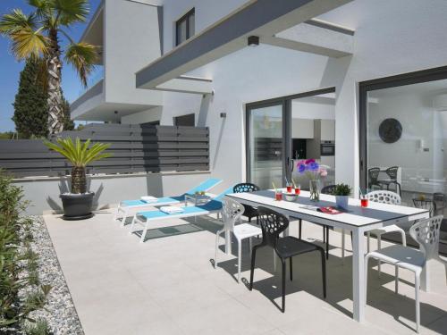  Apartment Villa Fasana in Fažana