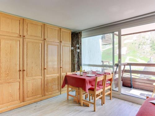 Studio Palafour - Le Lac-2 by Interhome near Le Brasero