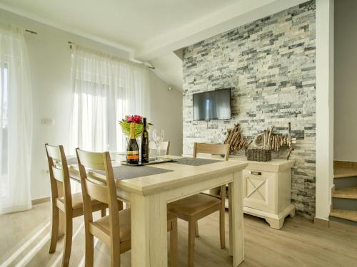 Holiday Home Dario by Interhome in โนวีกราด