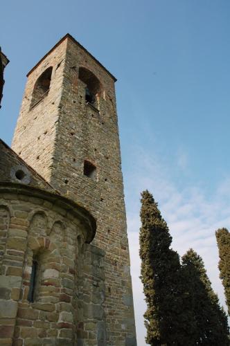 附近景點, 多納蒂納達旅館 (Affittacamere Donati Nada) in 卡爾米尼亞諾